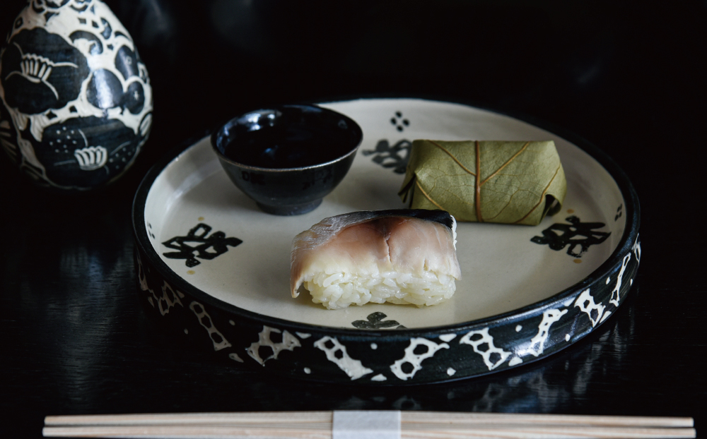 柳屋_柿の葉寿司のある食卓3